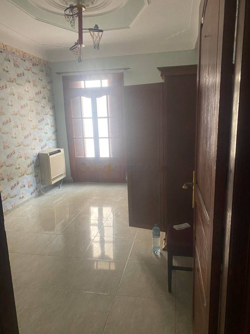 Location Niveau de villa F4 Baba Hassen