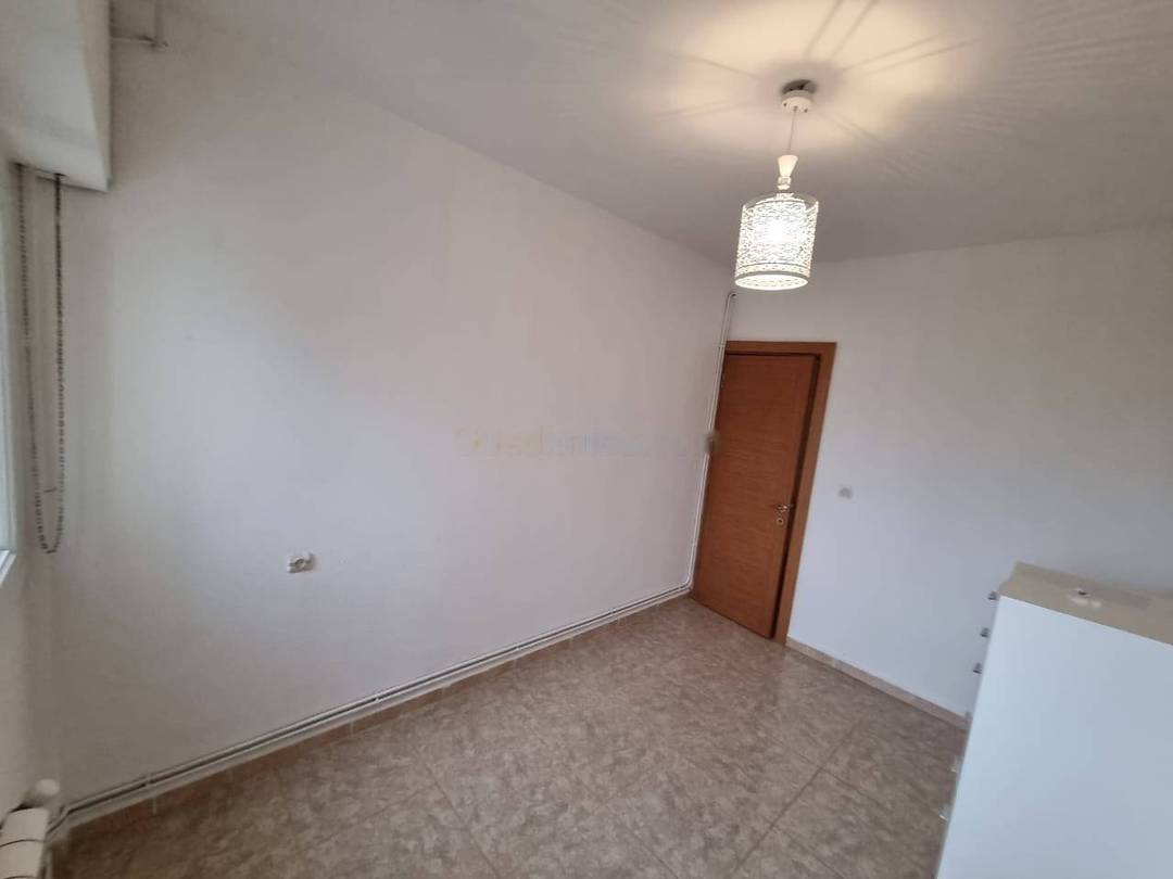 Location Appartement F4 Ben Aknoun