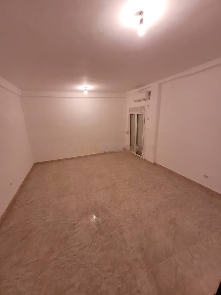 Location Appartement F4 Reghaia