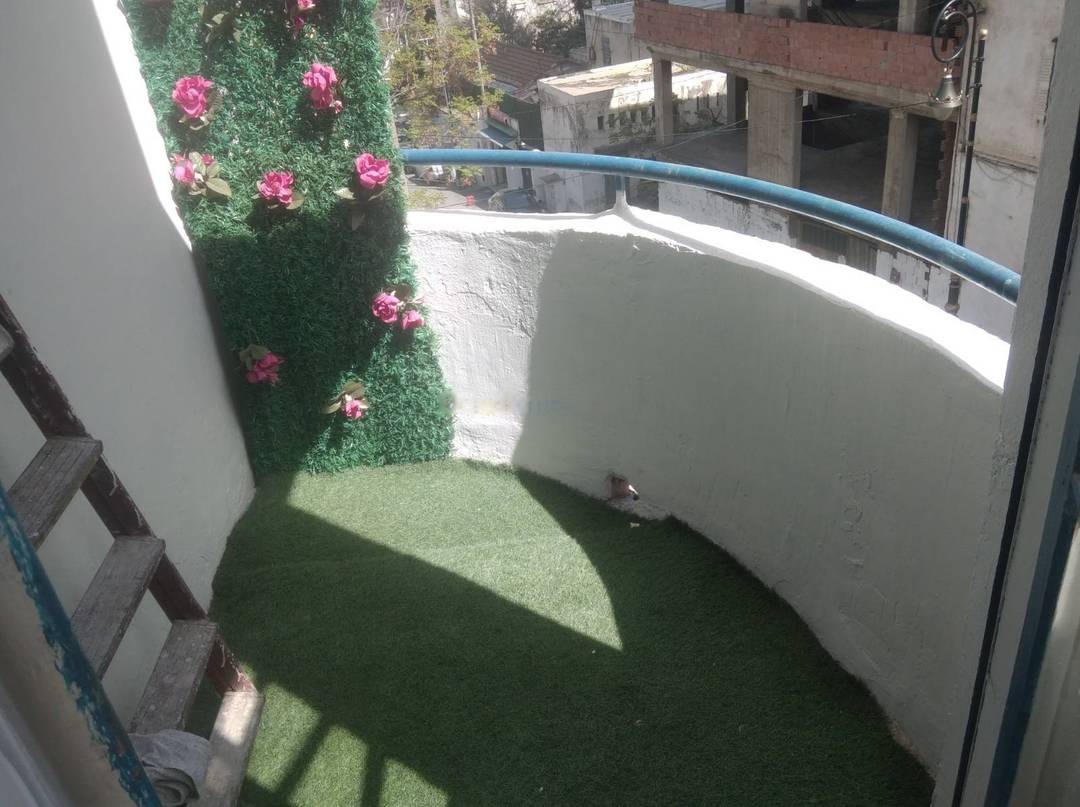 Location Appartement F2 El Mouradia