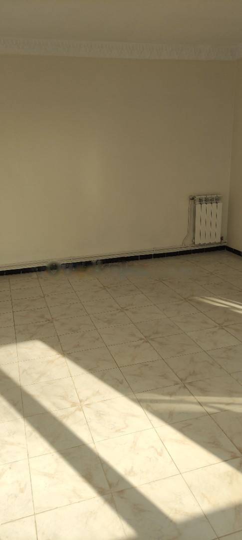 Location Appartement F5 Kouba