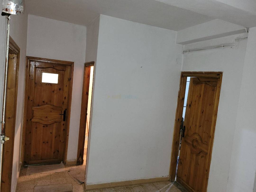Location Niveau de villa F2 Bab Ezzouar