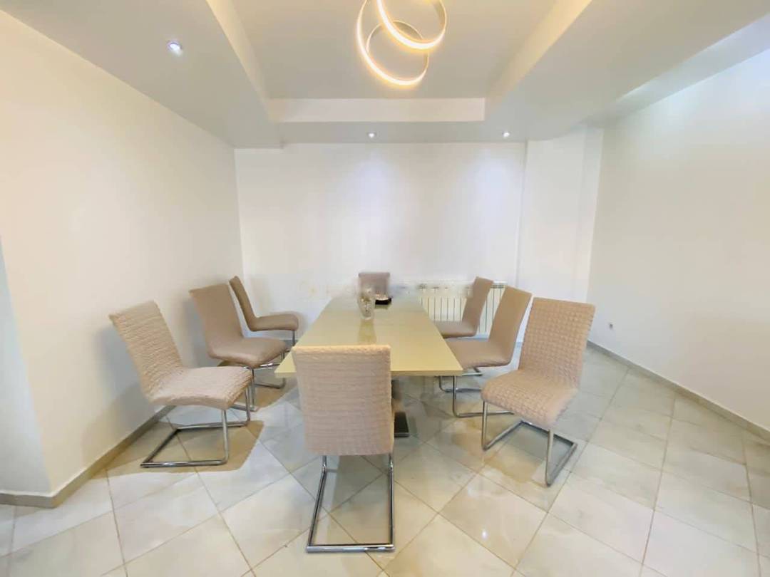 Location Appartement F6 Hydra