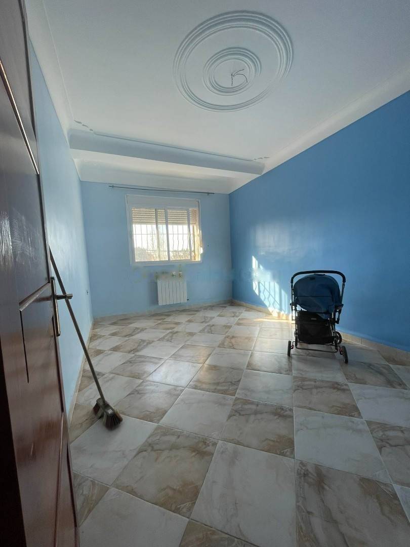 Location Appartement F4 Bordj El Bahri