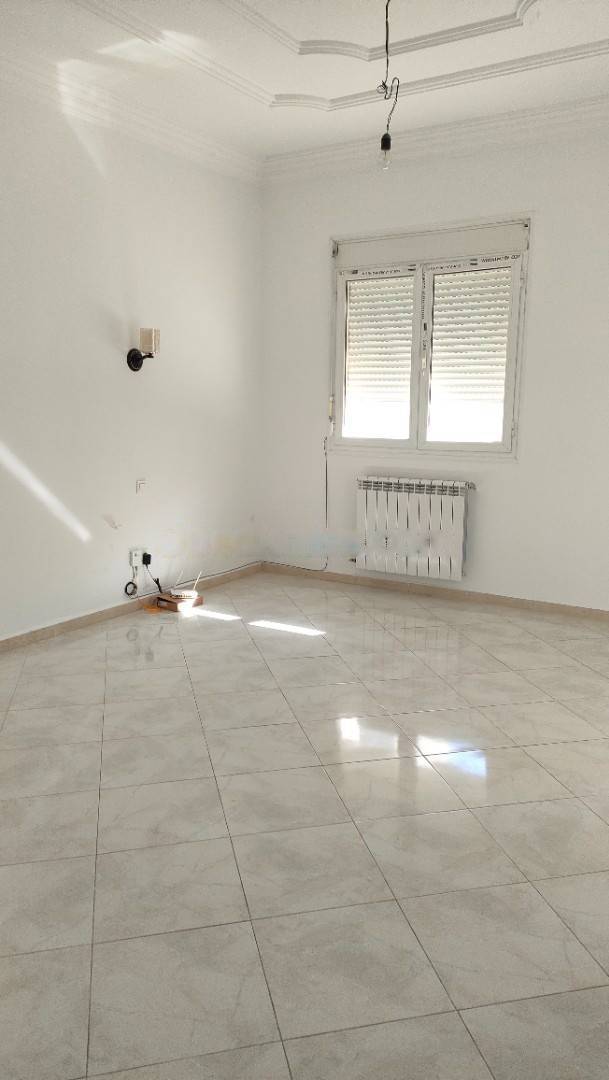 Location Appartement F4 El Biar