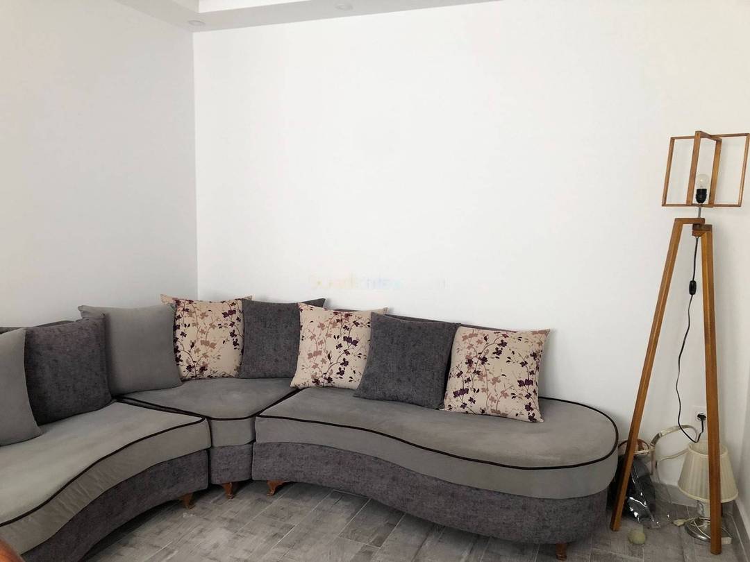 Location Appartement F2 Hydra