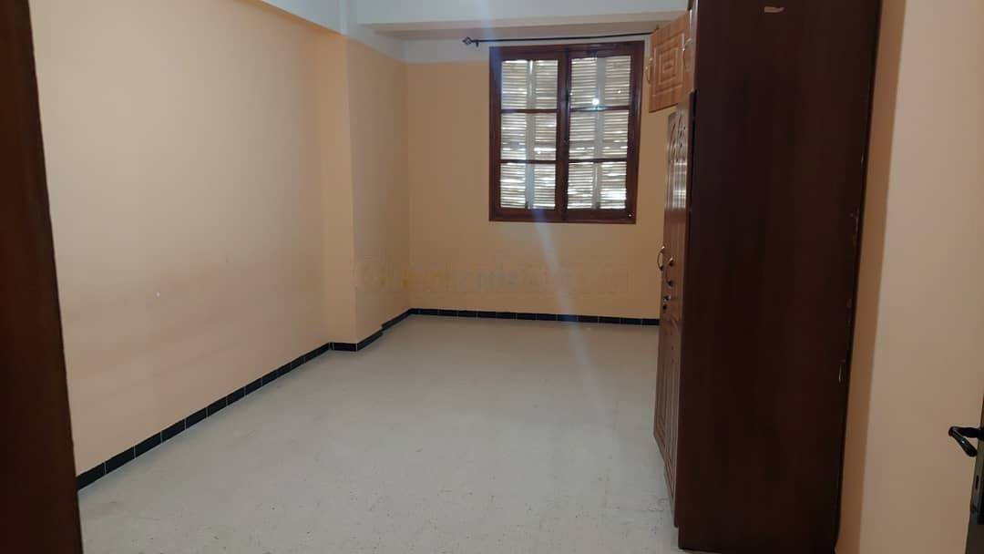 Location Appartement F3 Birkhadem