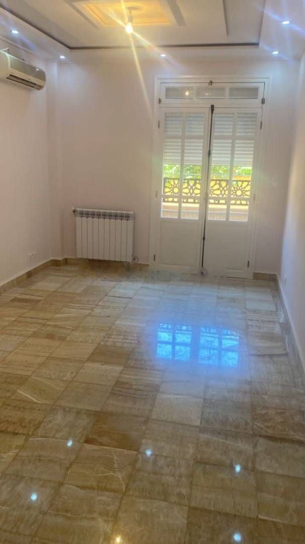 Location Niveau de villa F04 Kouba