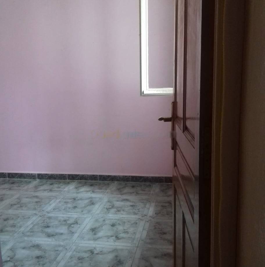 Location Appartement F4 Bab Ezzouar