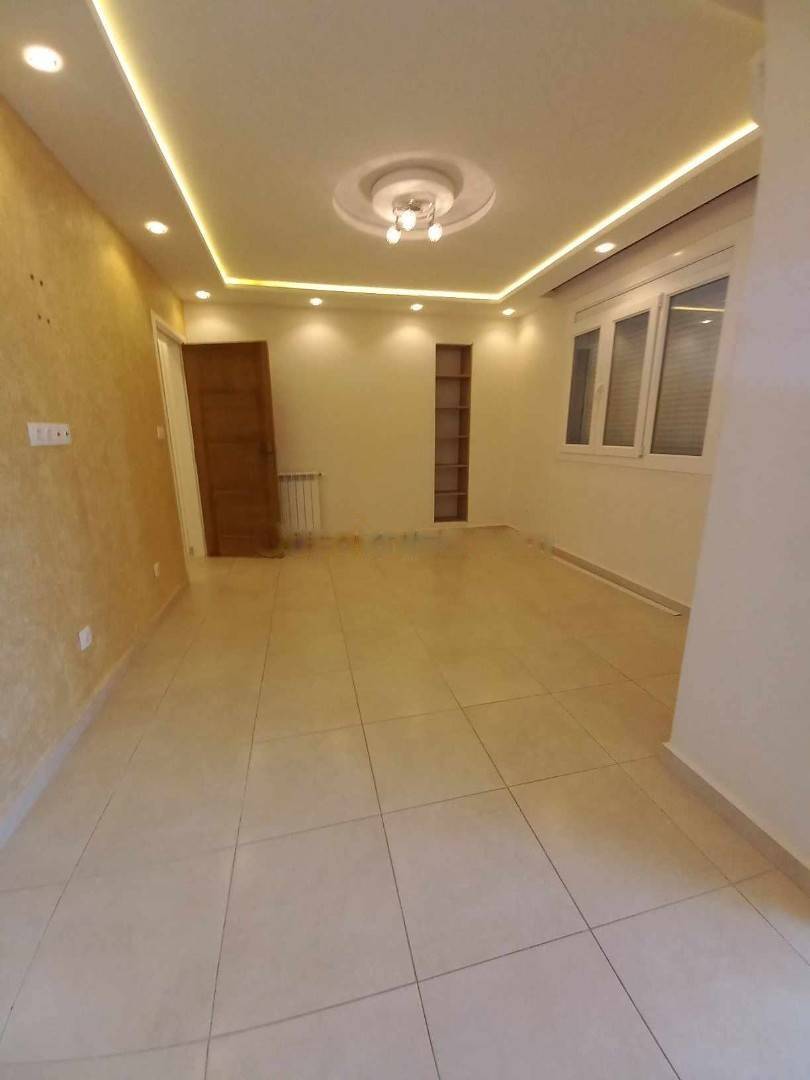 Location Appartement F3 Dely Ibrahim