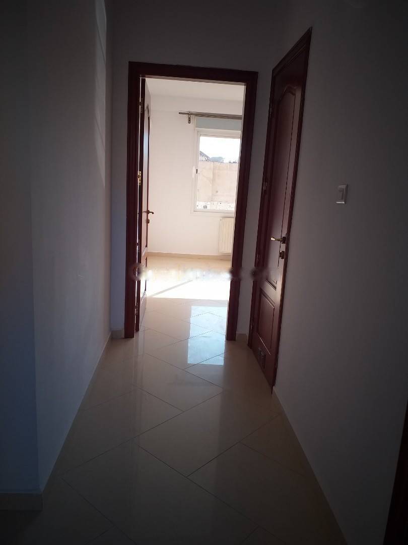 Location Appartement F4 El Achour