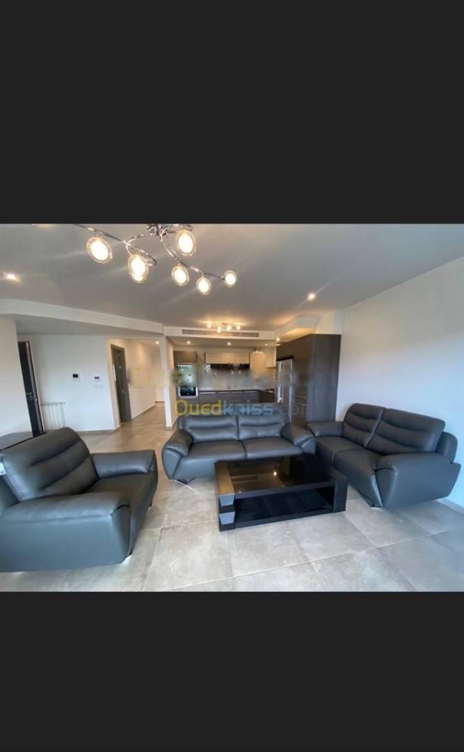 Location Appartement F4 Hydra