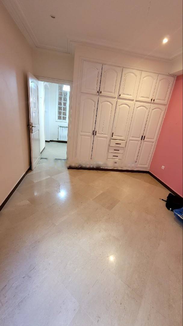 Location Appartement F4 Dely Ibrahim