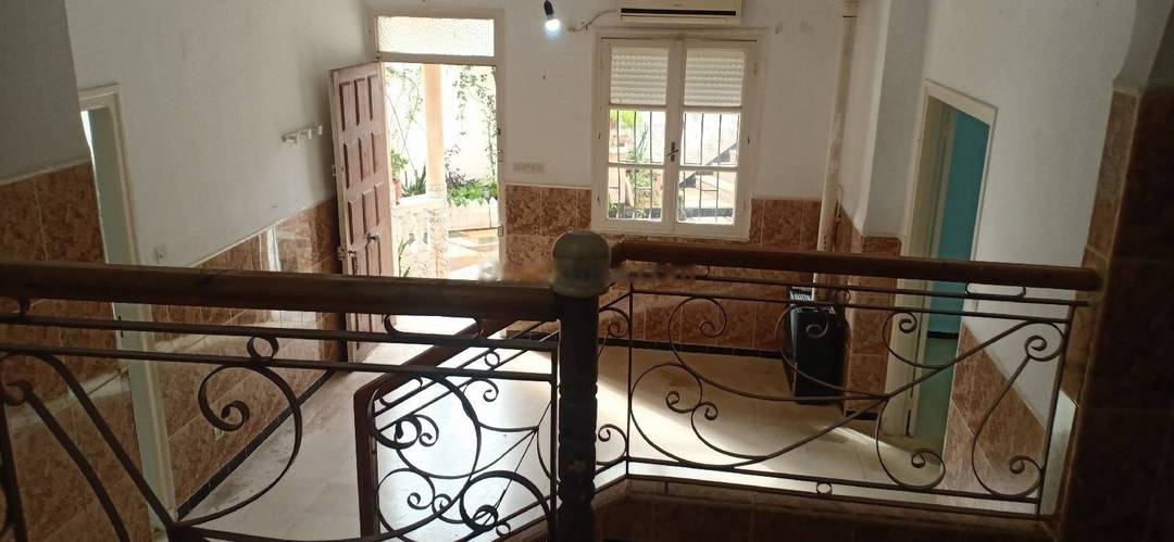 Location Niveau de villa F4 Birkhadem