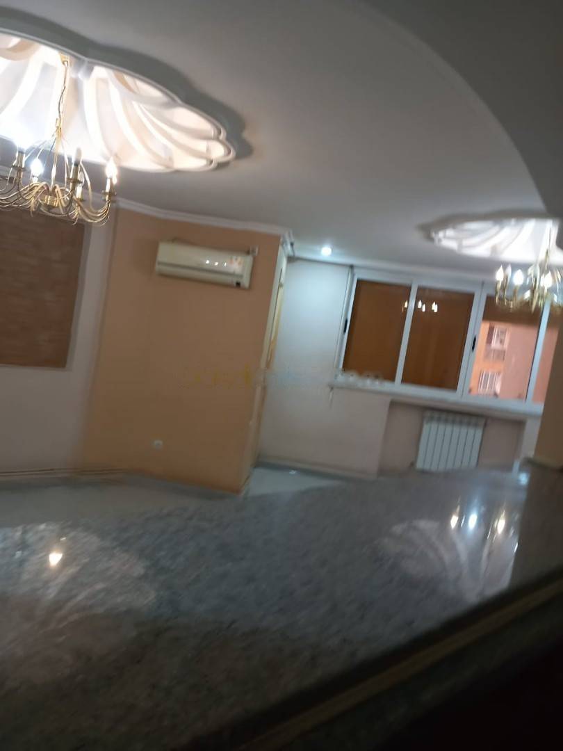 Location Appartement F4 Bir Mourad Rais