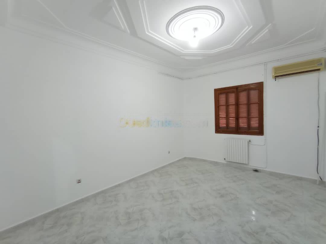Location Niveau de villa F5 Bordj El Kiffan