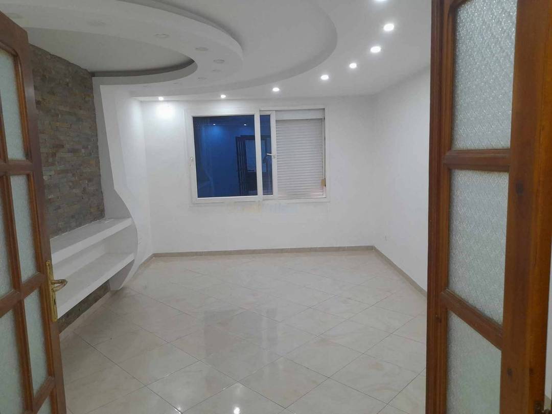 Location Appartement F4 Bir Mourad Rais