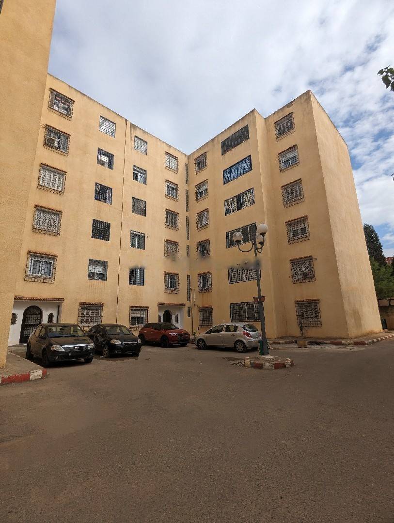 Location Appartement F4 Birkhadem