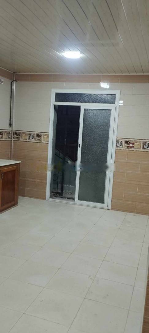Location Niveau de villa F4 Birkhadem