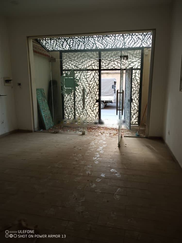 Location Local F1 Baba Hassen