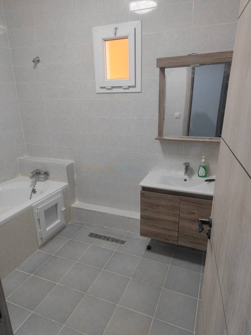 Location Appartement F5 Kouba