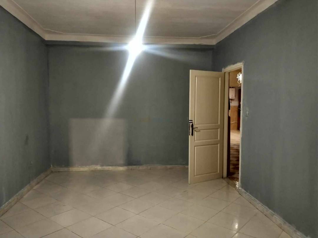 Location Niveau de villa F3 Baba Hassen