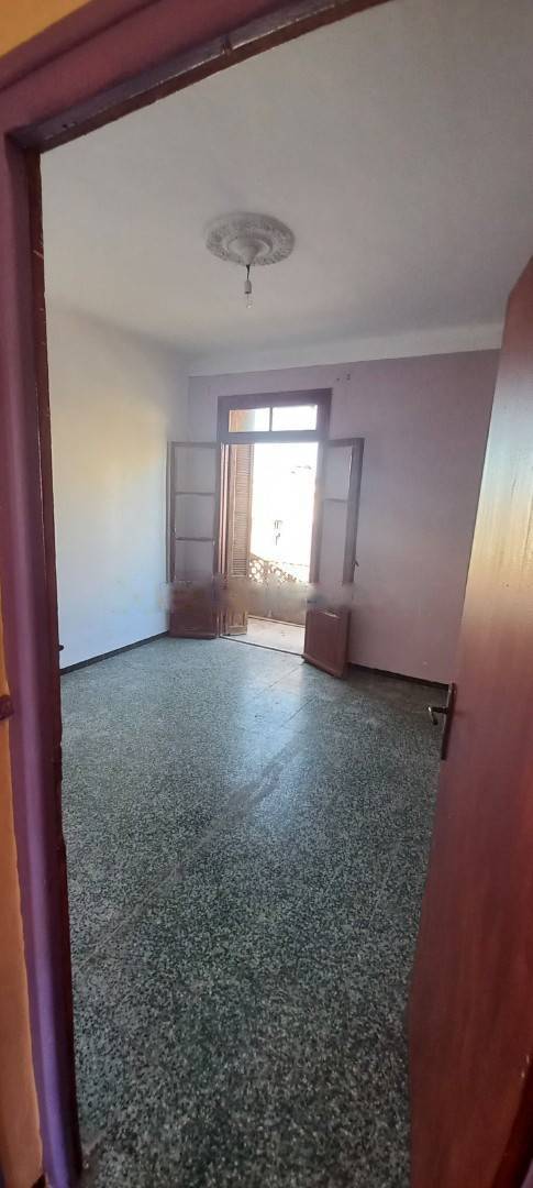 Location Appartement F3 Hussein Dey