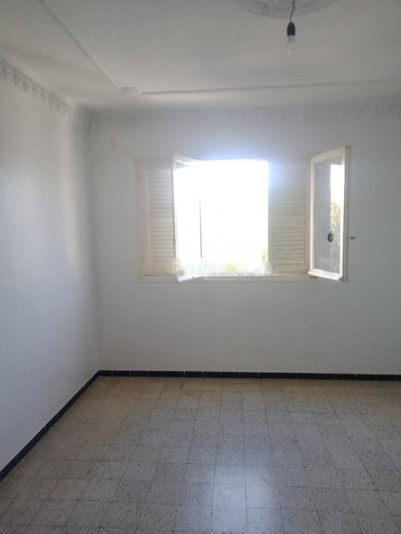 Location Appartement F3 Birkhadem