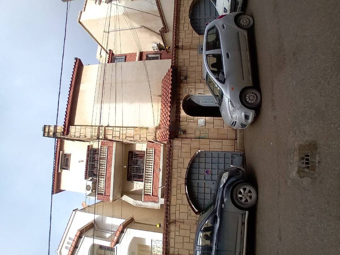 Location Villa F12 Dely Ibrahim