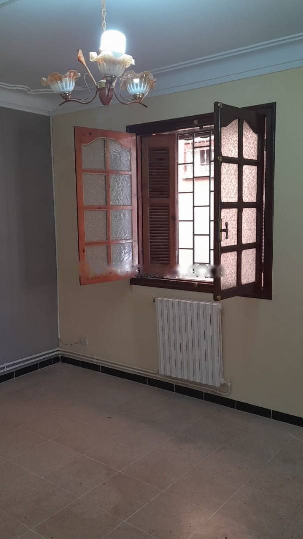 Location Appartement F5 Dely Ibrahim