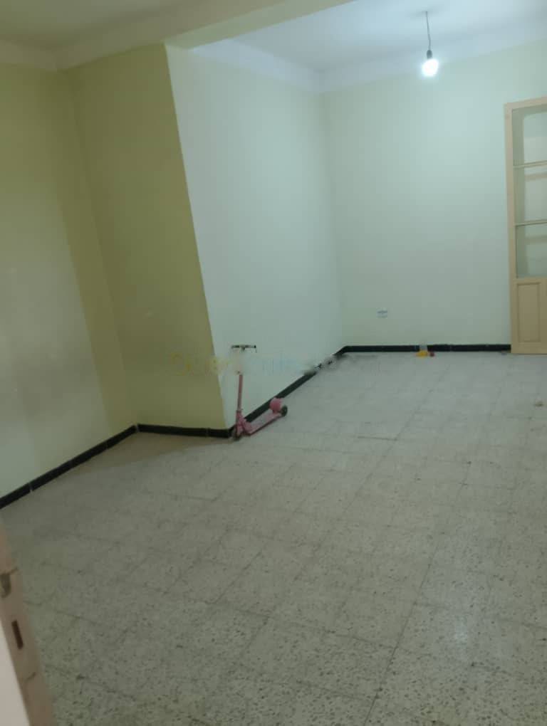 Location Appartement F3 Baba Hassen