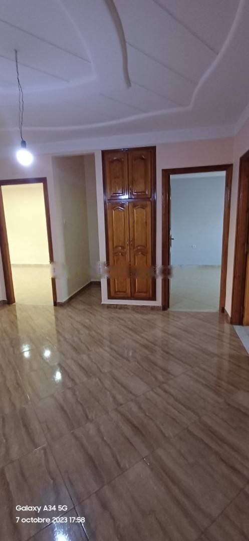 Location Appartement F3 Birkhadem