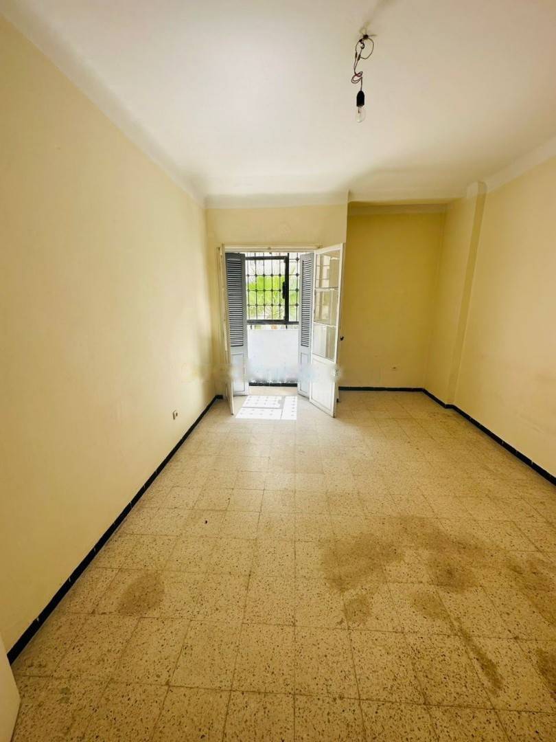 Location Appartement F3 Bab Ezzouar