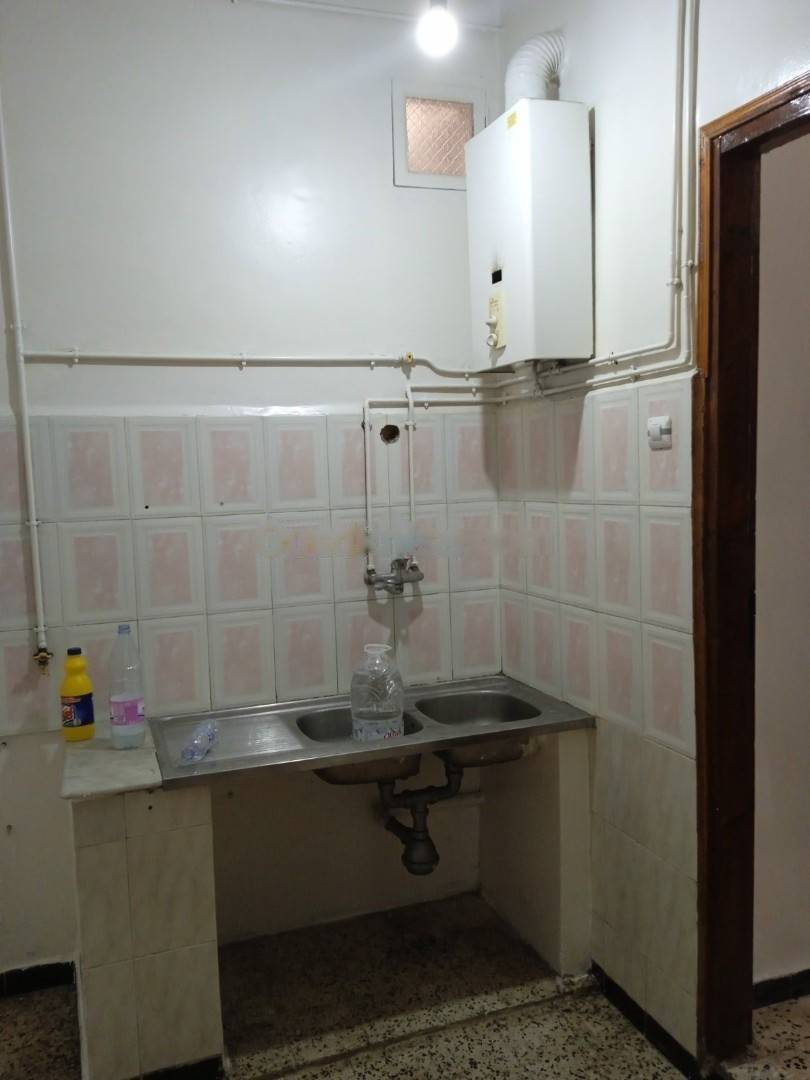 Location Niveau de villa F3 Dar El Beida