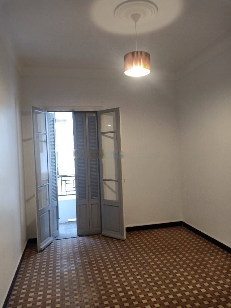 Vente Appartement F3 Belouizdad