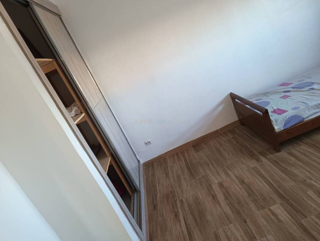 Location Appartement F4 Souidania