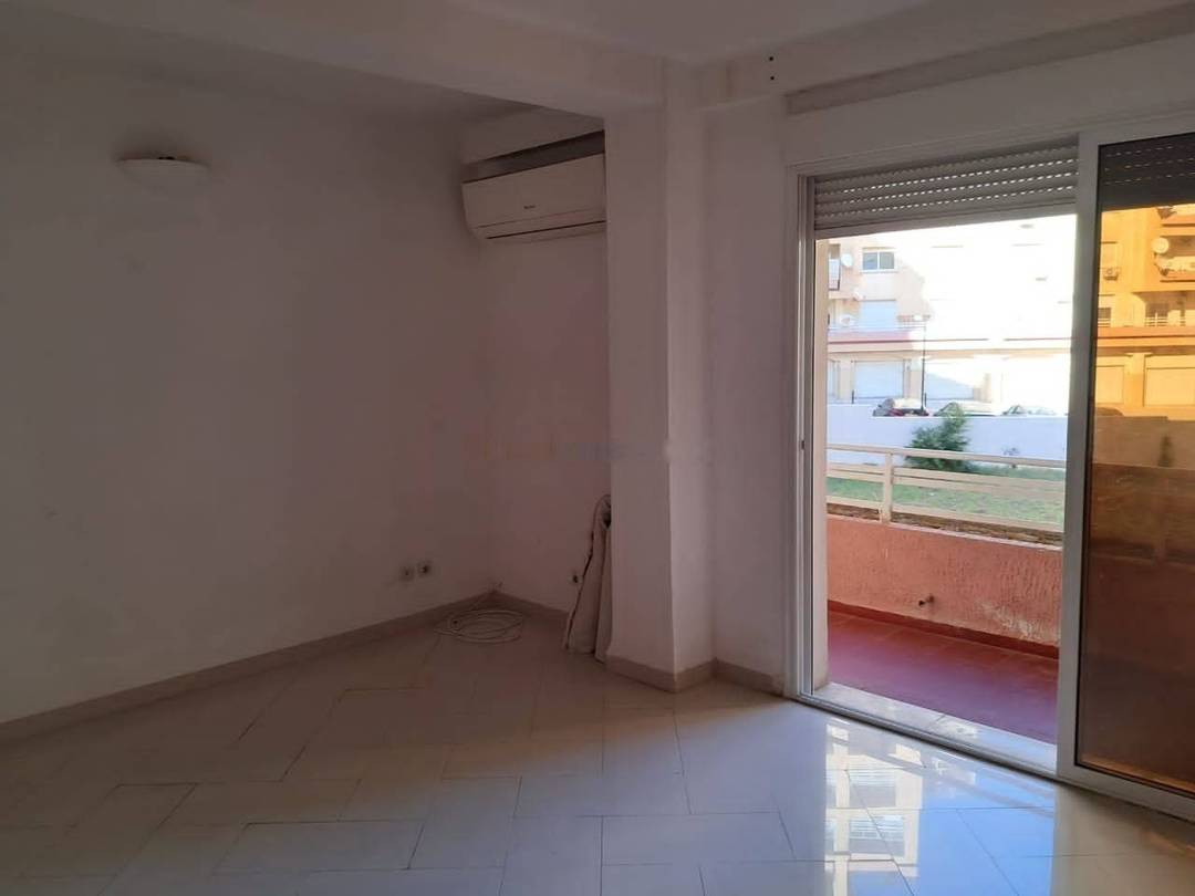 Location Appartement F3 El Achour