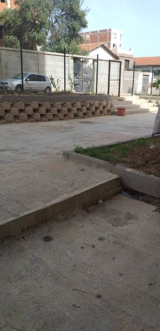 Vente Local F1 Bordj El Bahri