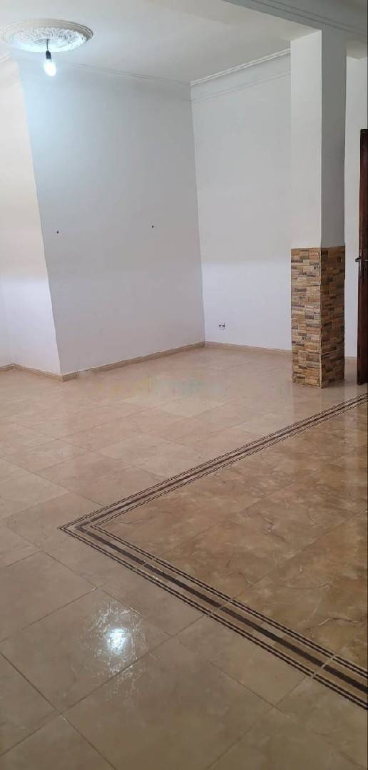 Location Appartement F5 Dely Ibrahim