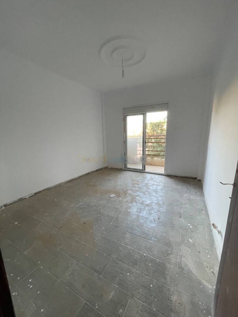 Vente Appartement F4 Saoula