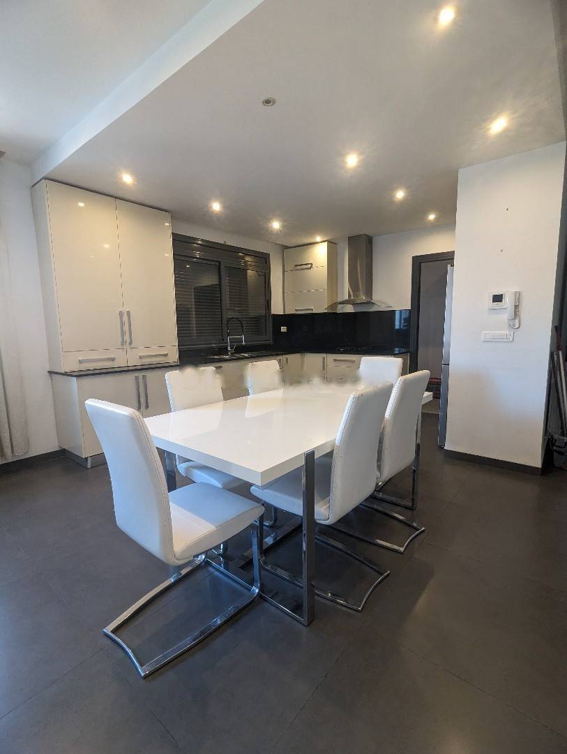 Location Appartement F5 Bir Mourad Rais