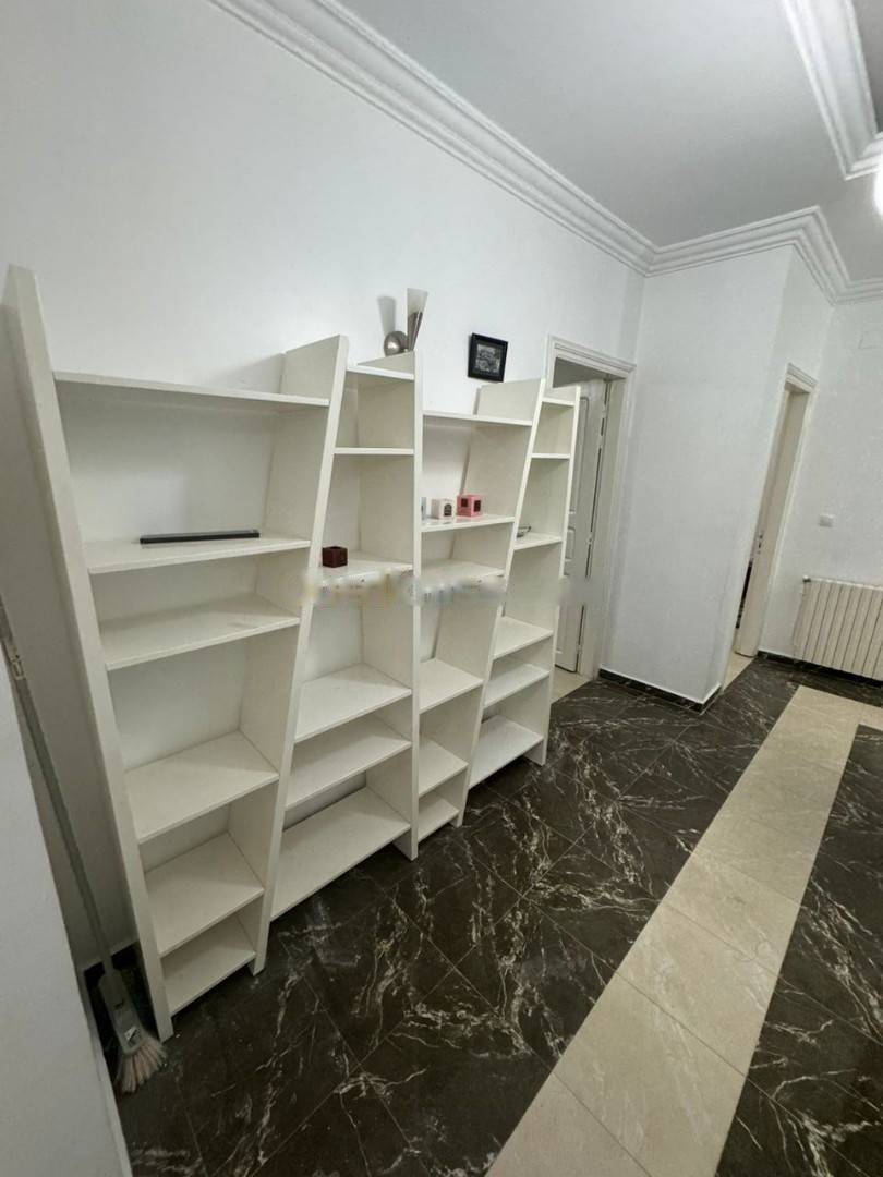 Location Appartement F4 Hydra