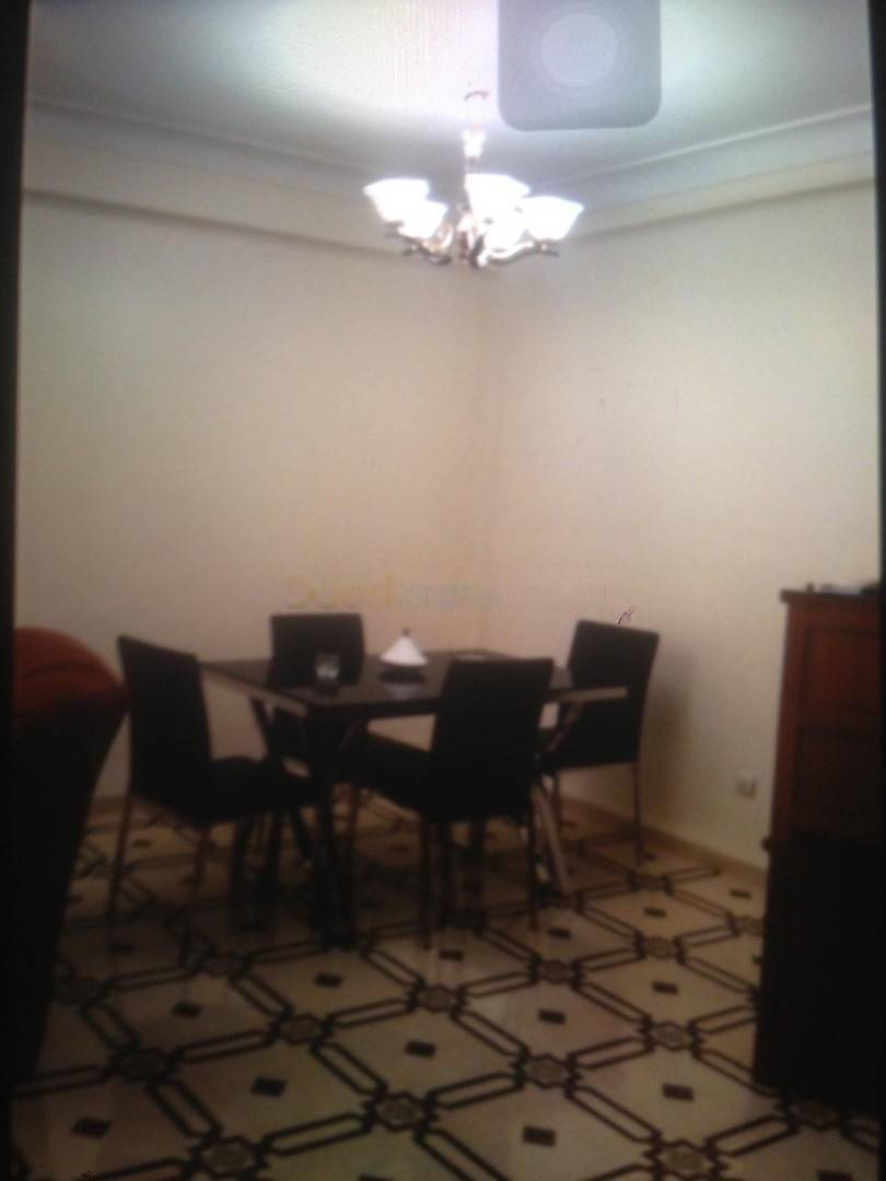 Location Appartement F3 Ben Aknoun