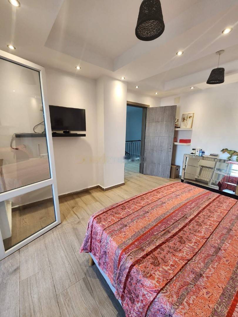 Location Appartement F3 Birkhadem