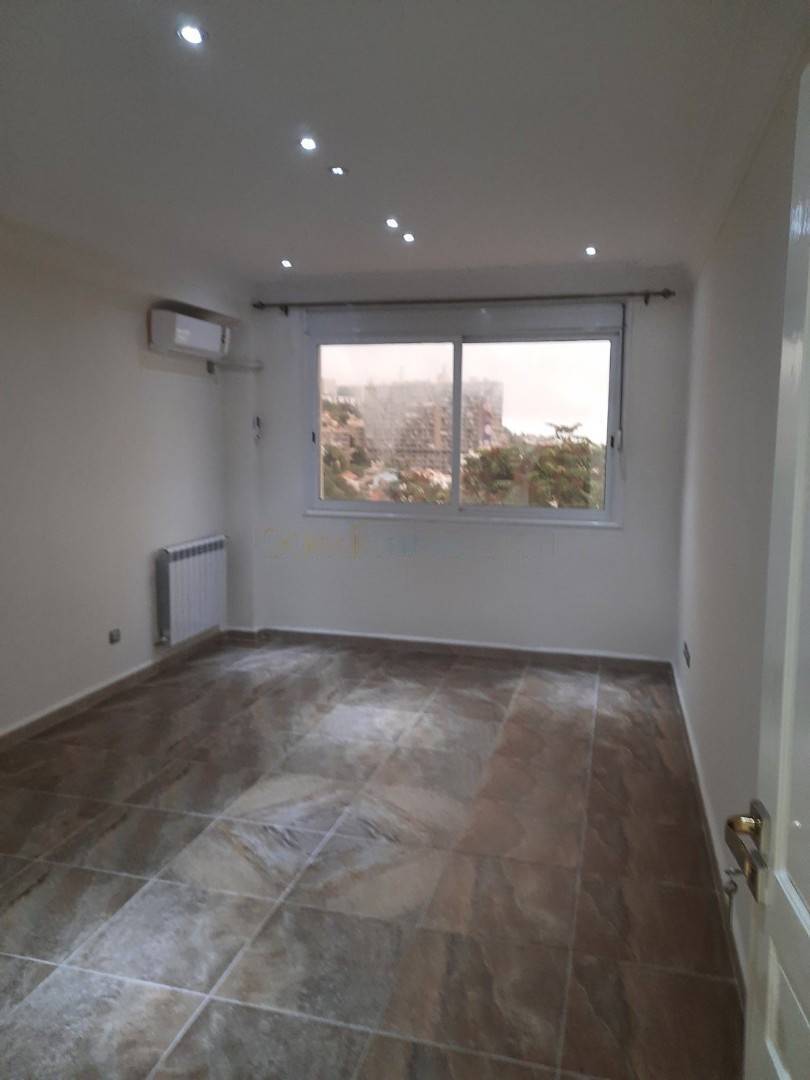 Location Appartement F5 Alger-Centre