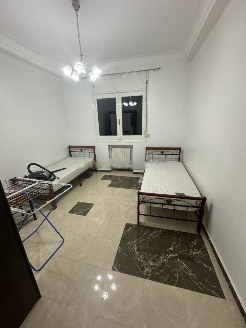 Location Appartement F4 Hydra