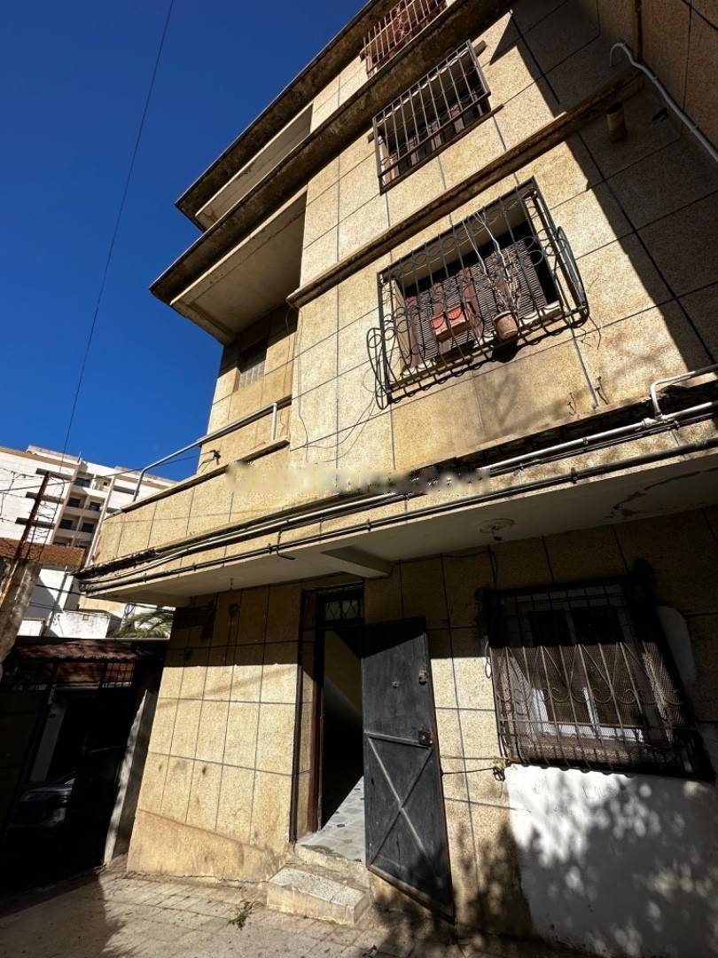 Vente Niveau de villa F3 Hussein Dey