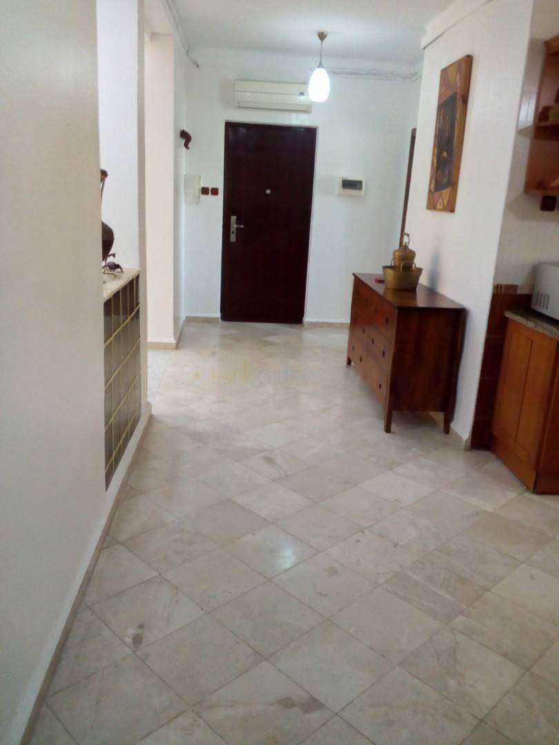 Location Appartement F4 Bir Mourad Rais