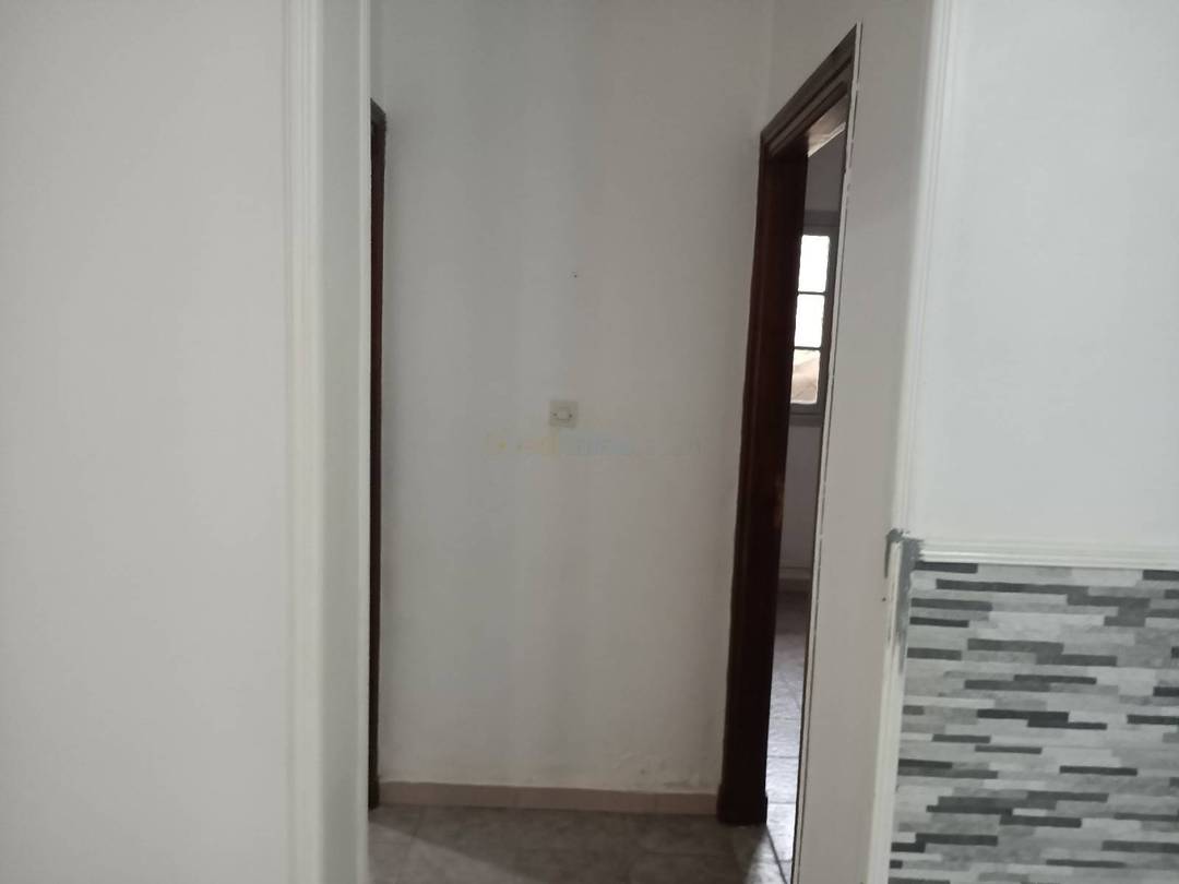 Location Niveau de villa F4 Kouba