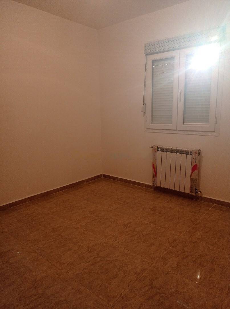 Location Appartement F4 Reghaia
